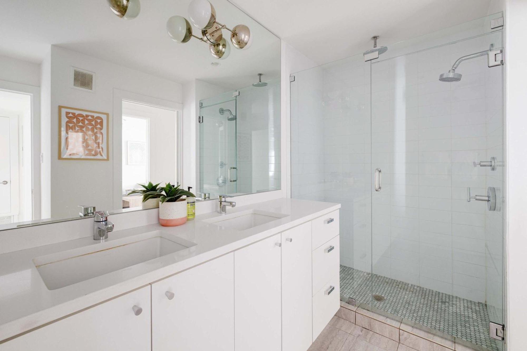 Chic Clarksville 2Br Condo Near Downtown Austin Eksteriør bilde